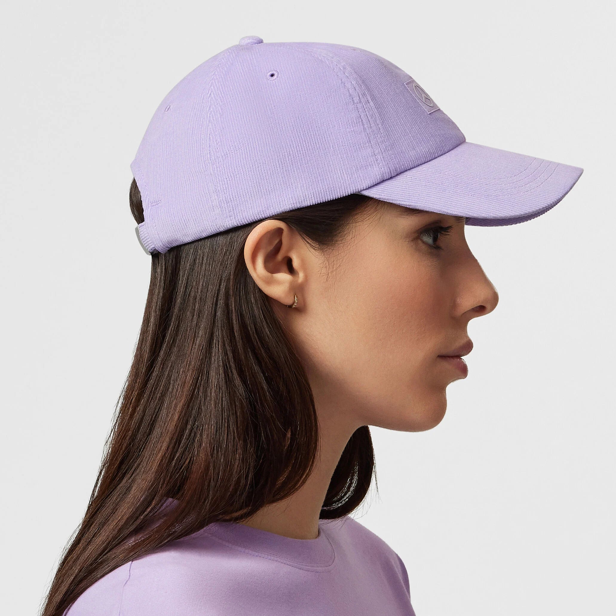 Mercedes-AMG Casquette Rétro en Velours Purple